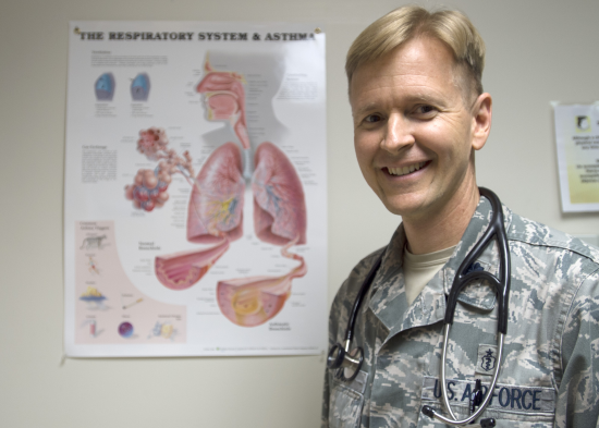 can you join the military with asthma