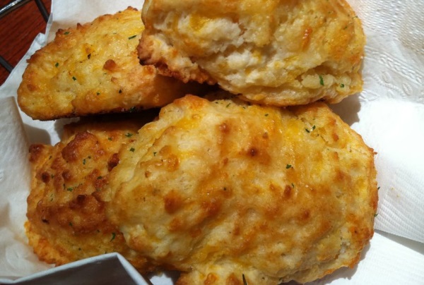 red lobster cheddar bay biscuits