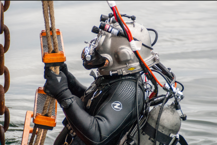 an Diver at work