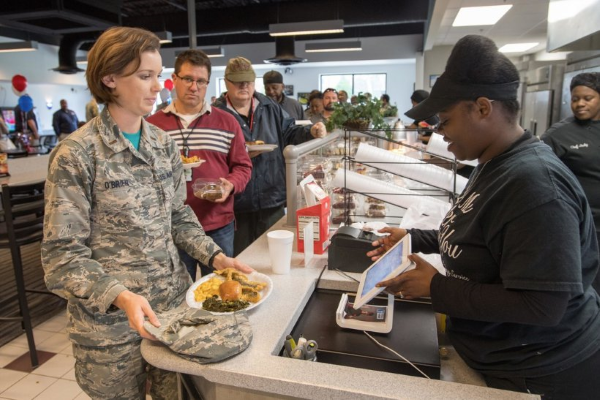 62 Restaurants Offering Military Discounts In 2022 (+Veterans ...