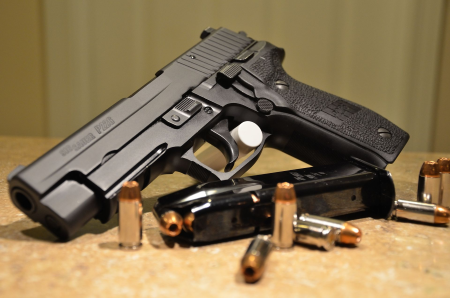 sig sauer p226 used by navy seals