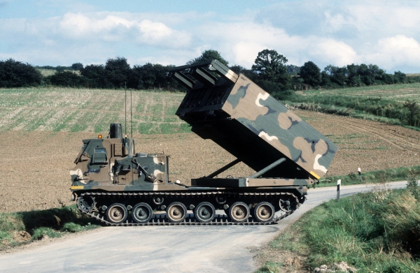 m270 self-propelled loader launcher