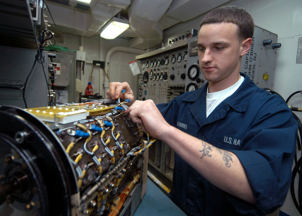 aviation electrician navy