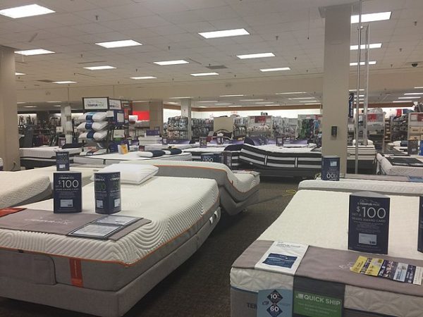 640px-Mattresses_at_Sears_Ridgedale_Mall_MN_(33036134000)