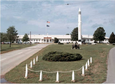 redstone arsenal in alabama