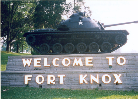 fort knox army base in kentucky