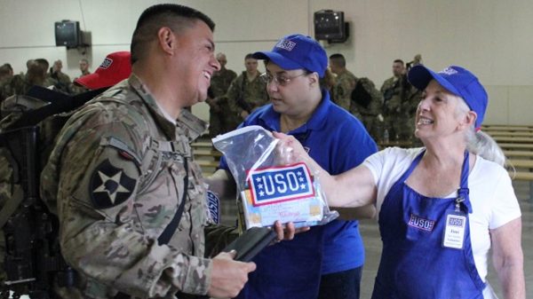 USO offers Military Volunteer Opportunities