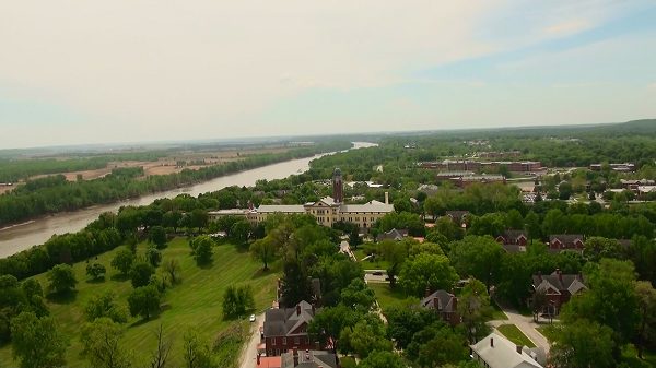 army facts for kids: Fort Leavenworth is the oldest active Army post