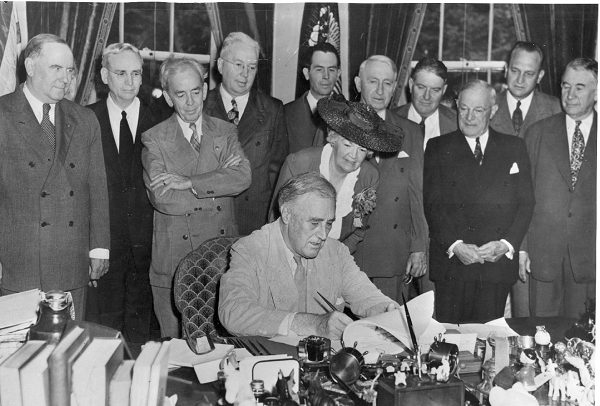 President Roosevelt signs the GI Bill