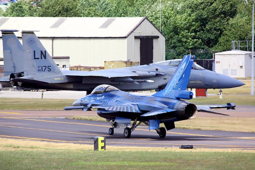 f-15 vs f-16