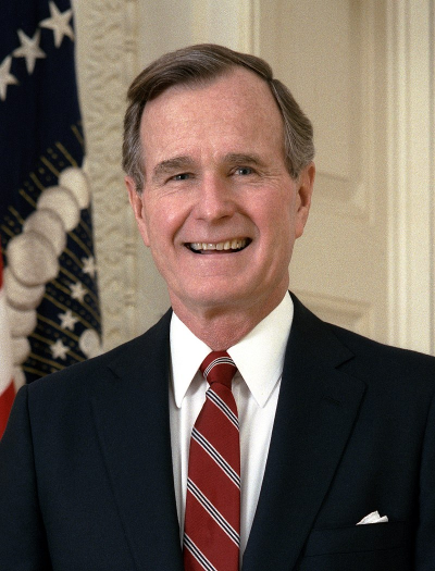 president George H.W. Bush military service
