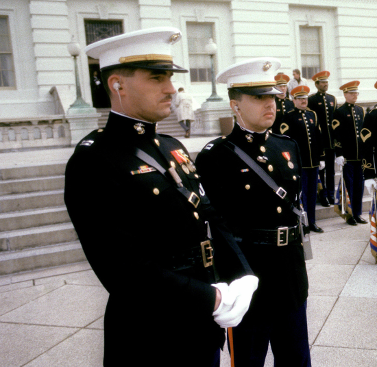 marine corps dress blues uniform