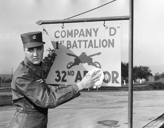 elvis served in the us army and was based in germany